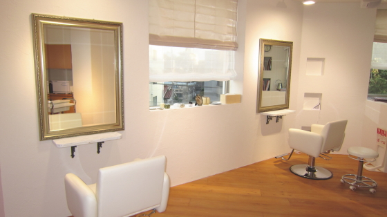 hair salon jouir様 セット面